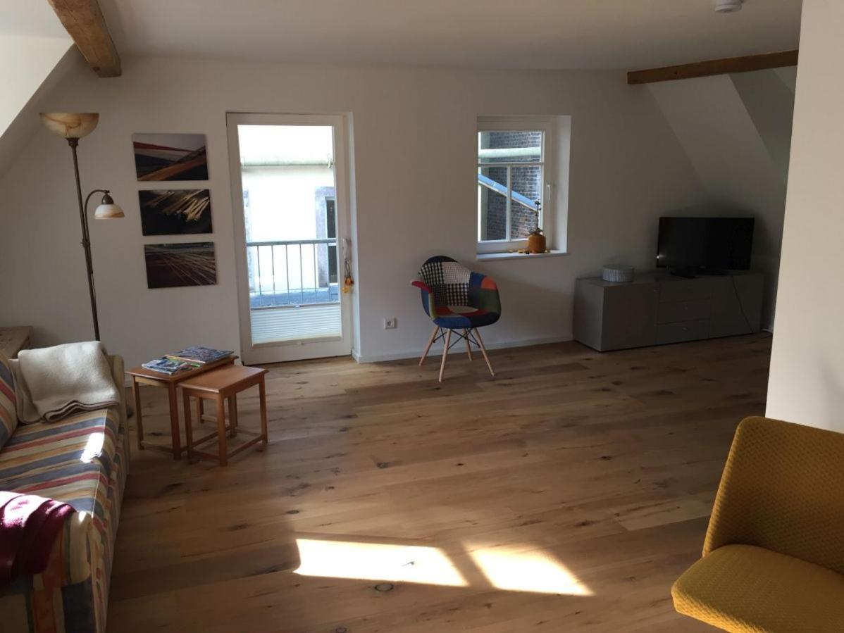 Gaestewohnung Am Museum Apartment *